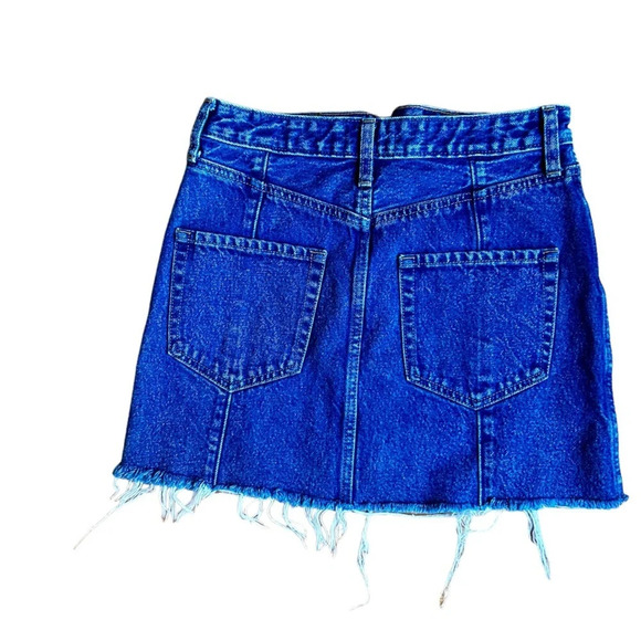 Abercrombie & Fitch Zoe Natural Rise A-Line Mini Skirt Frayed Hem Dark Wash 26/2 - Picture 2 of 9